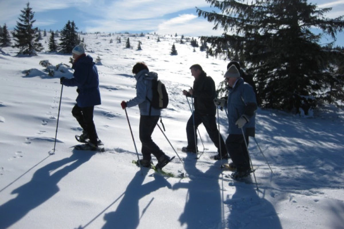 Balade en raquettes à neige à la source du Lac Blanc - Bonjour Alsace